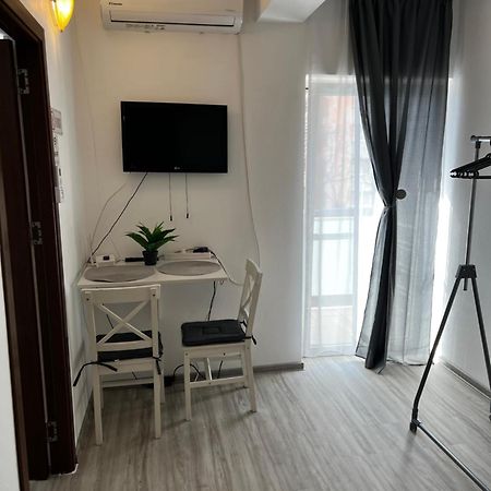 Apartamento Casa Habana 2 Oradea Exterior foto
